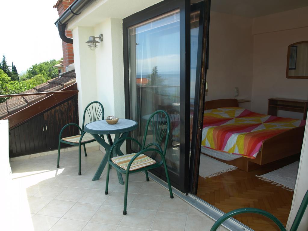 Apartment Meri Ičići Værelse billede