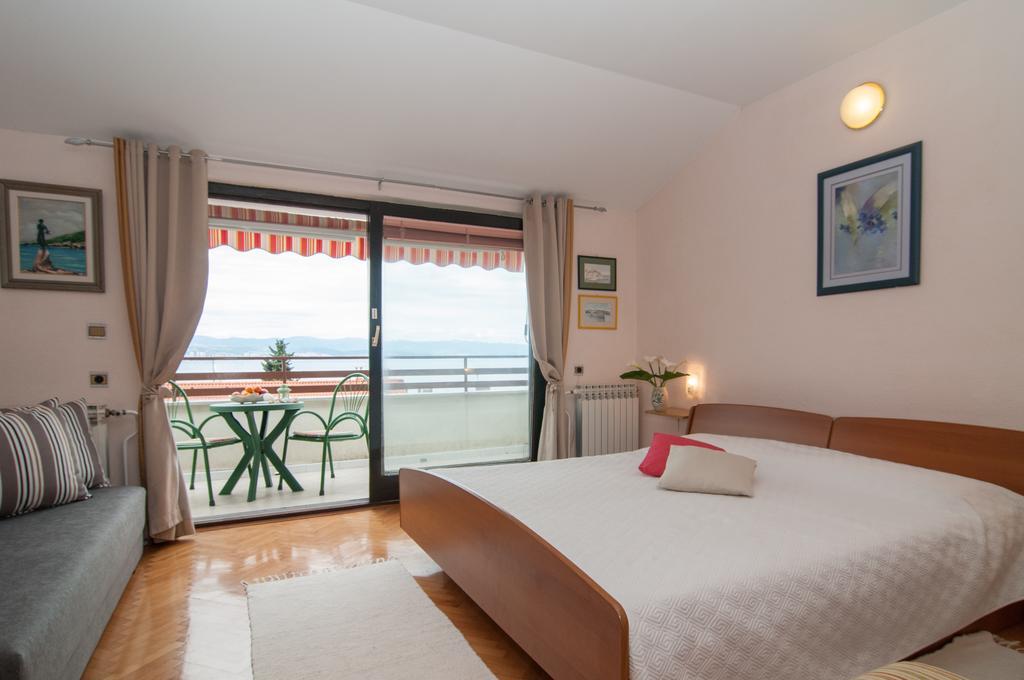 Apartment Meri Ičići Eksteriør billede