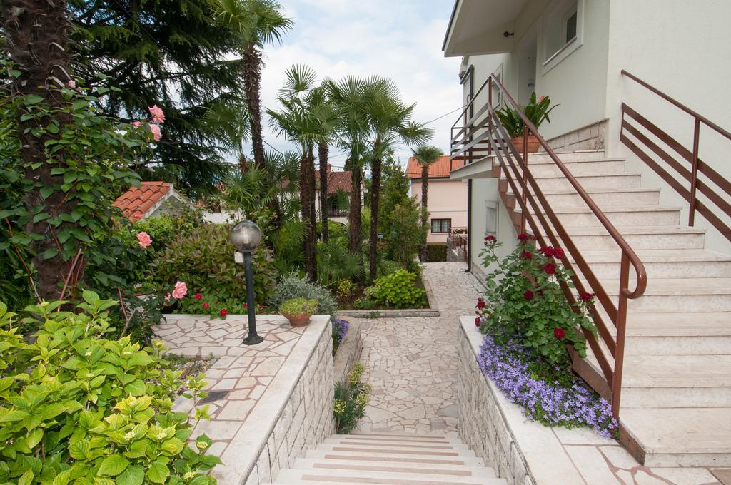 Apartment Meri Ičići Eksteriør billede